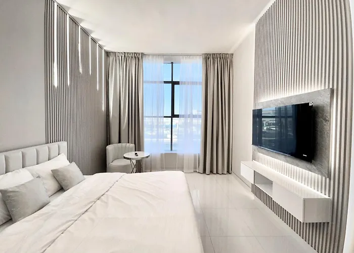 Al Manara Premium Lux Studio